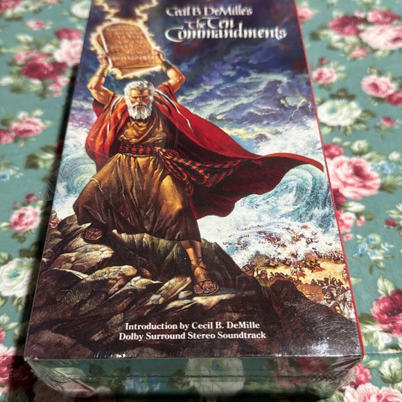 Cecil B. DeMille’s The Ten Commandments! 📼 VHS movie in original sealed wrap 💫 - Picture 9 of 9